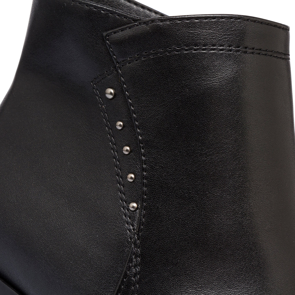 Stivaletti neri da donna con tacco 6 cm e borchie Lora Ferres