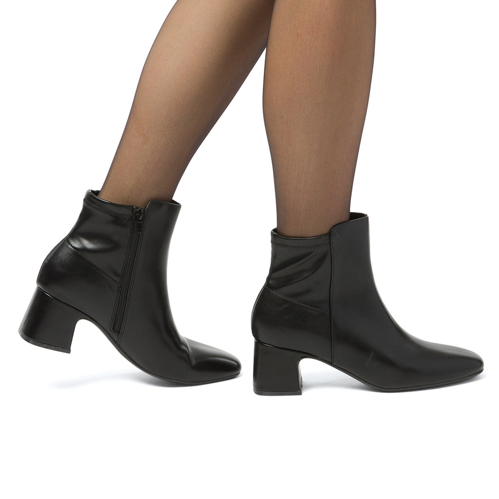 Stivaletti con tacco 5,5 cm neri da donna Lora Ferres