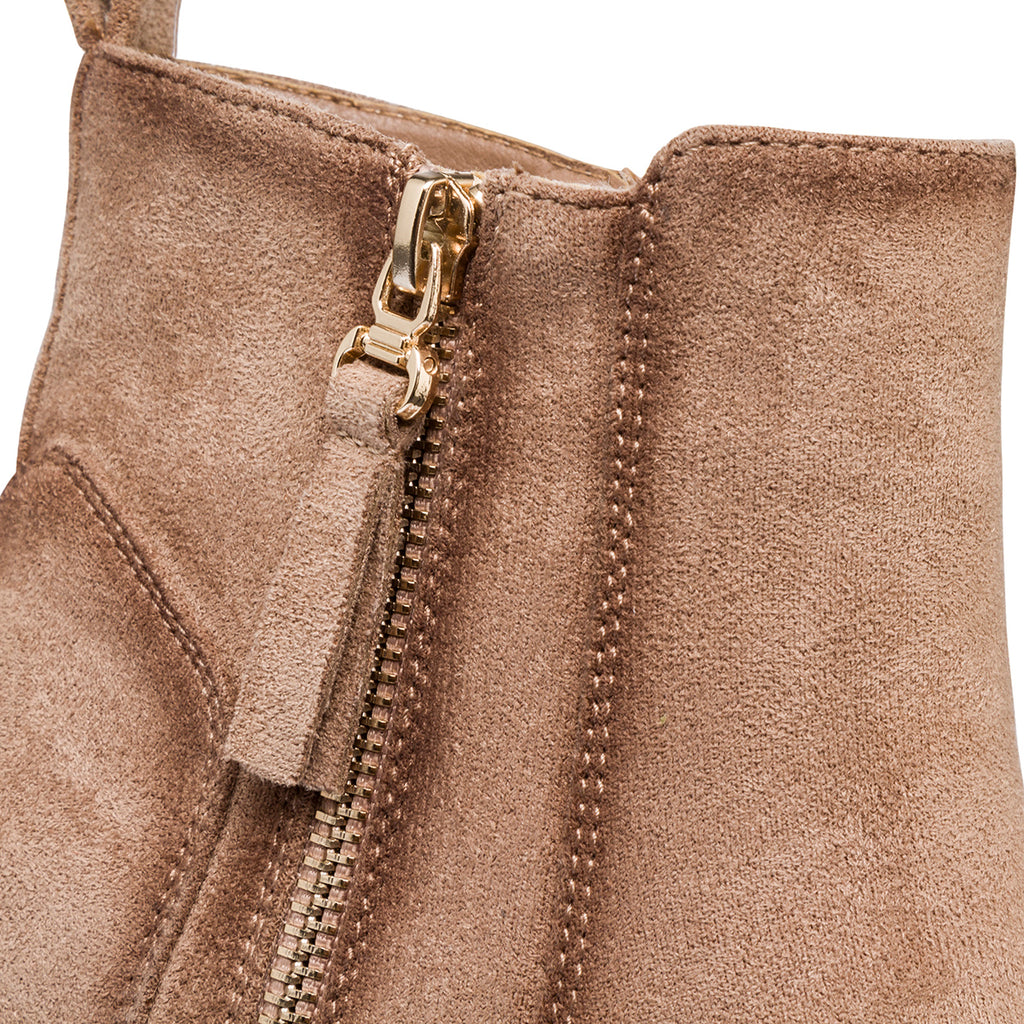 Stivaletti khaki da donna effetto scamosciato Lora Ferres