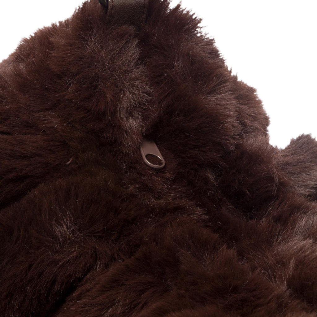 Borsa a spalla marrone effetto pelliccia Lora Ferres