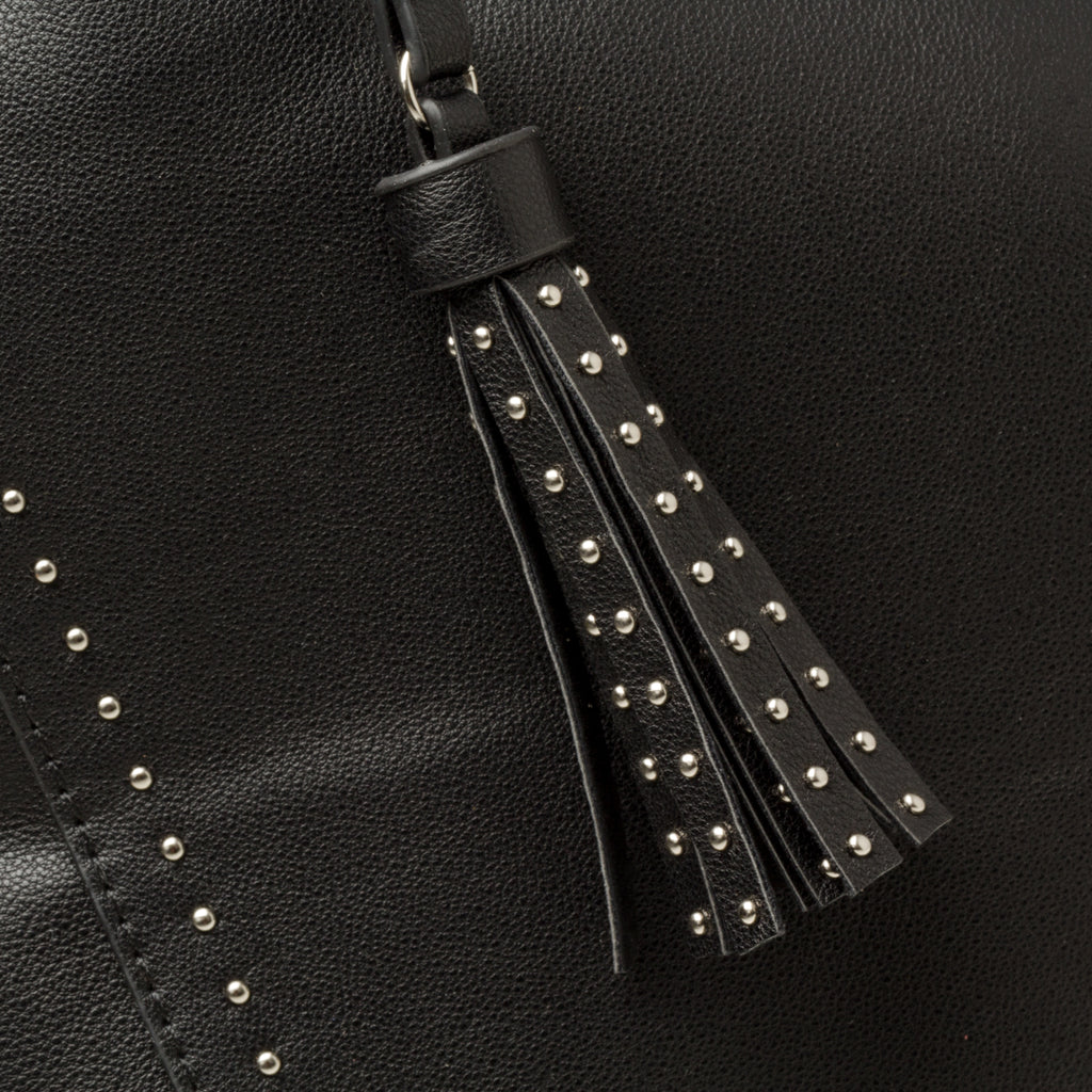 Borsa a spalla nera con piccole borchie Carrera Jeans Allie