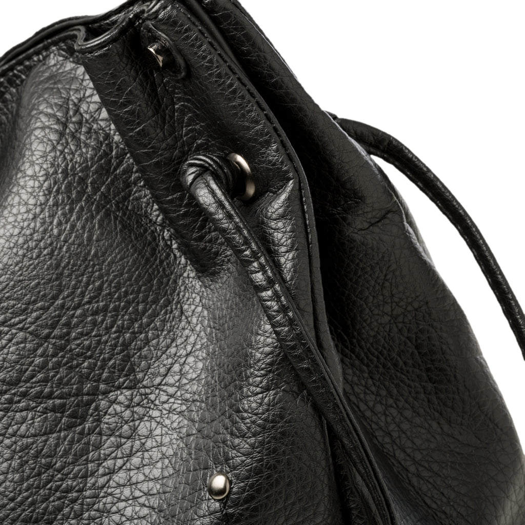 Borsa a spalla nera con manico arricciato Lora Ferres