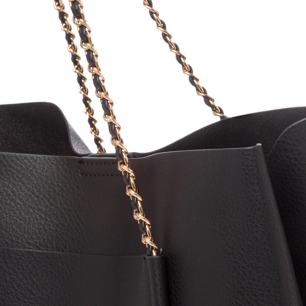 Borsa a spalla nera con manico in metallo Romeo Gigli Amber