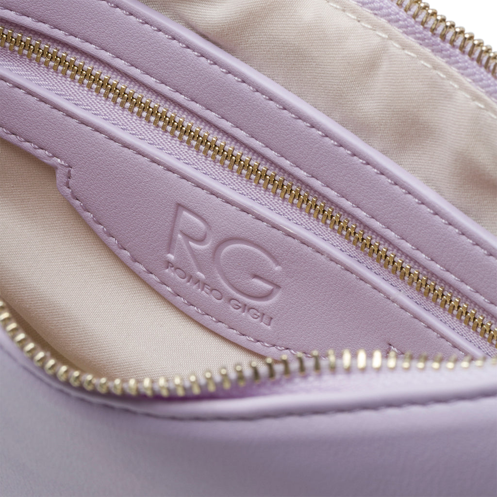 Borsa a spalla lilla con logo in metallo Romeo Gigli Charlotte