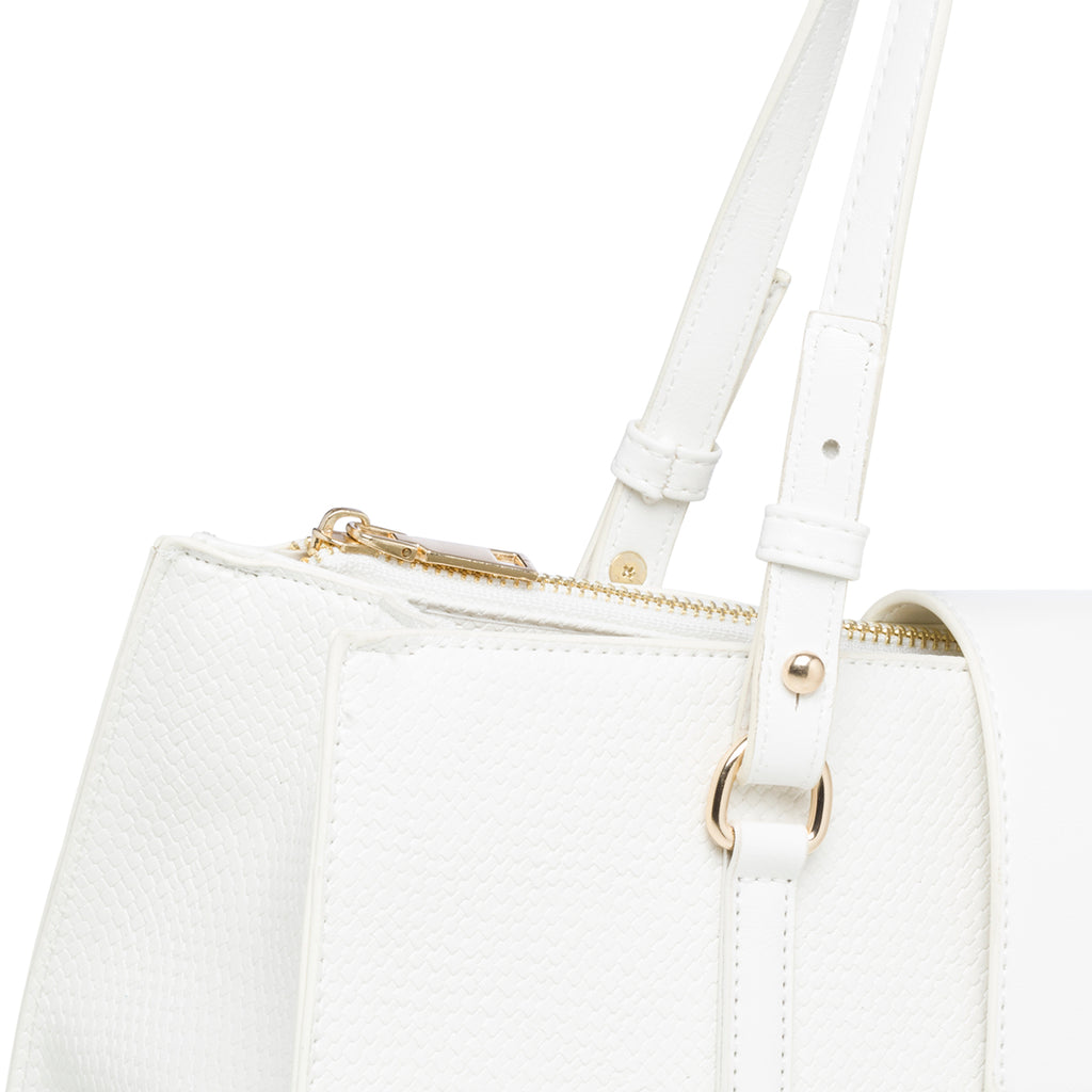 Borsa a spalla bianca con logo in metallo Carrera Jeans Annalise