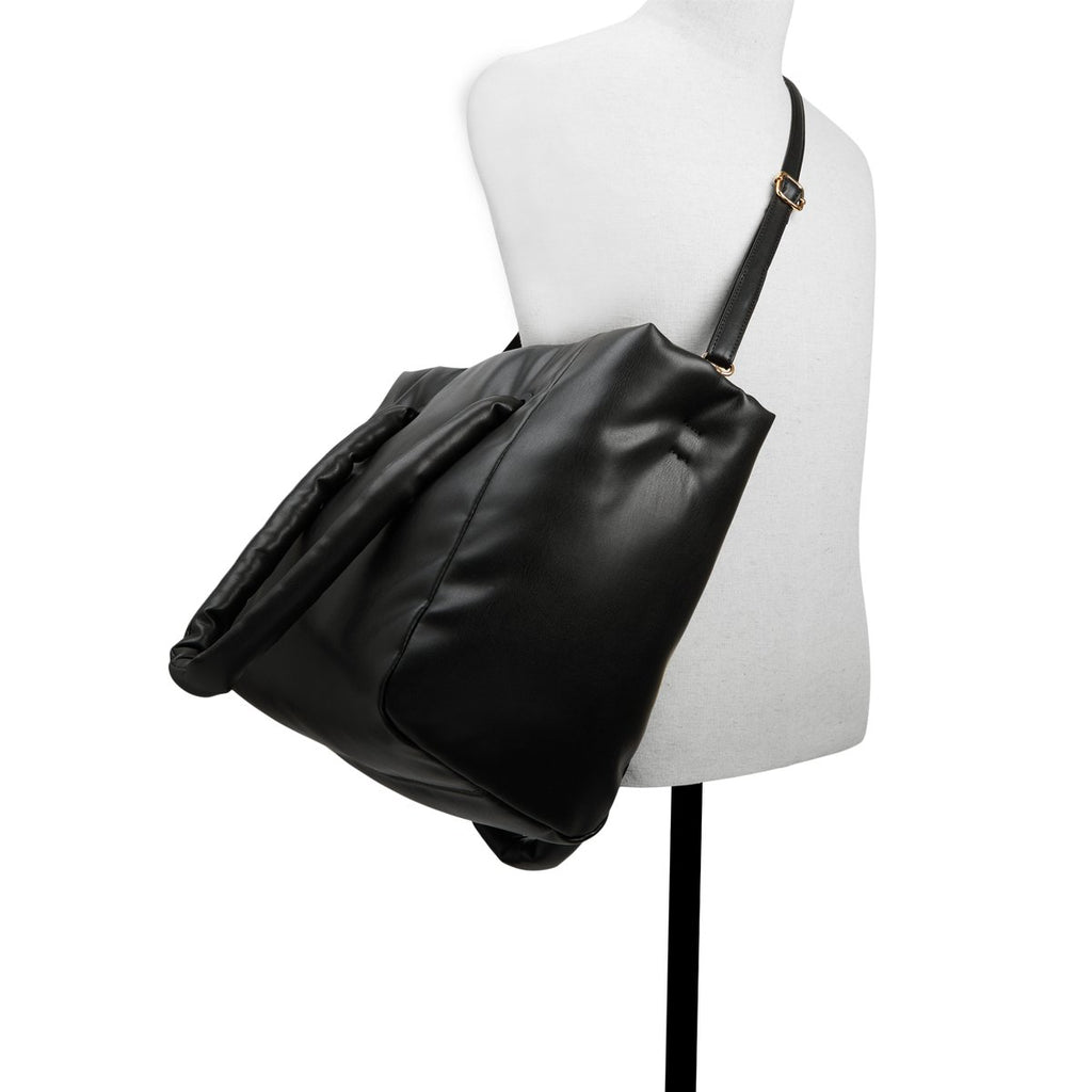 Borsa a spalla nera in pelle vegana morbida Call It Spring Cloudpuff