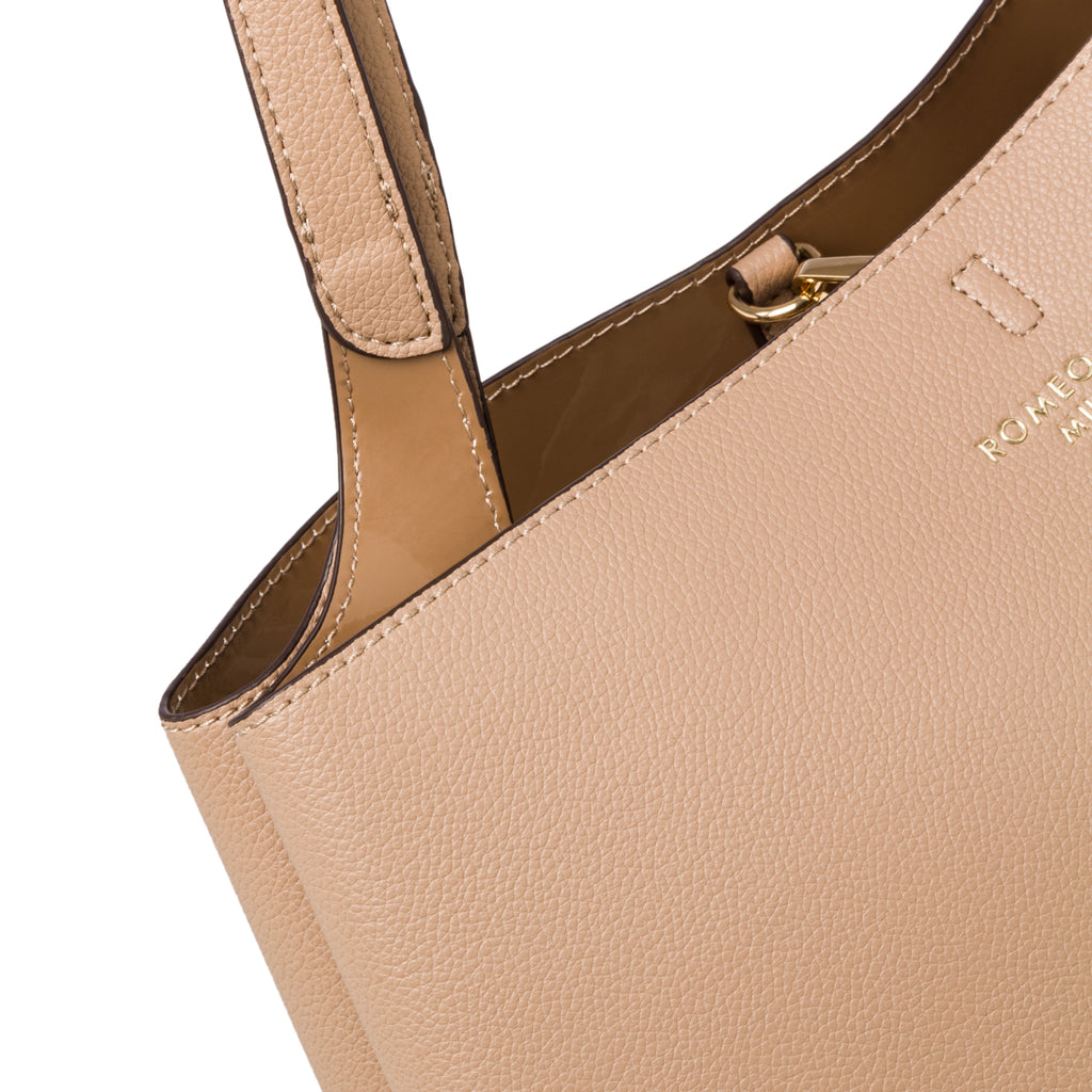 Borsa a spalla taupe da donna Romeo Gigli Milano Aubrey