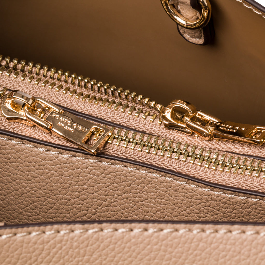 Borsa a spalla taupe da donna Romeo Gigli Milano Aubrey