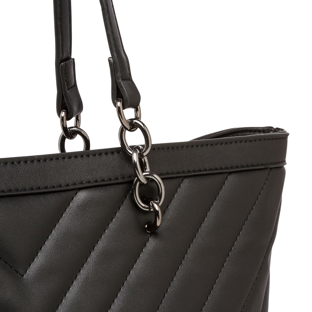 Borsa a spalla nera trapuntata da donna Lora Ferres