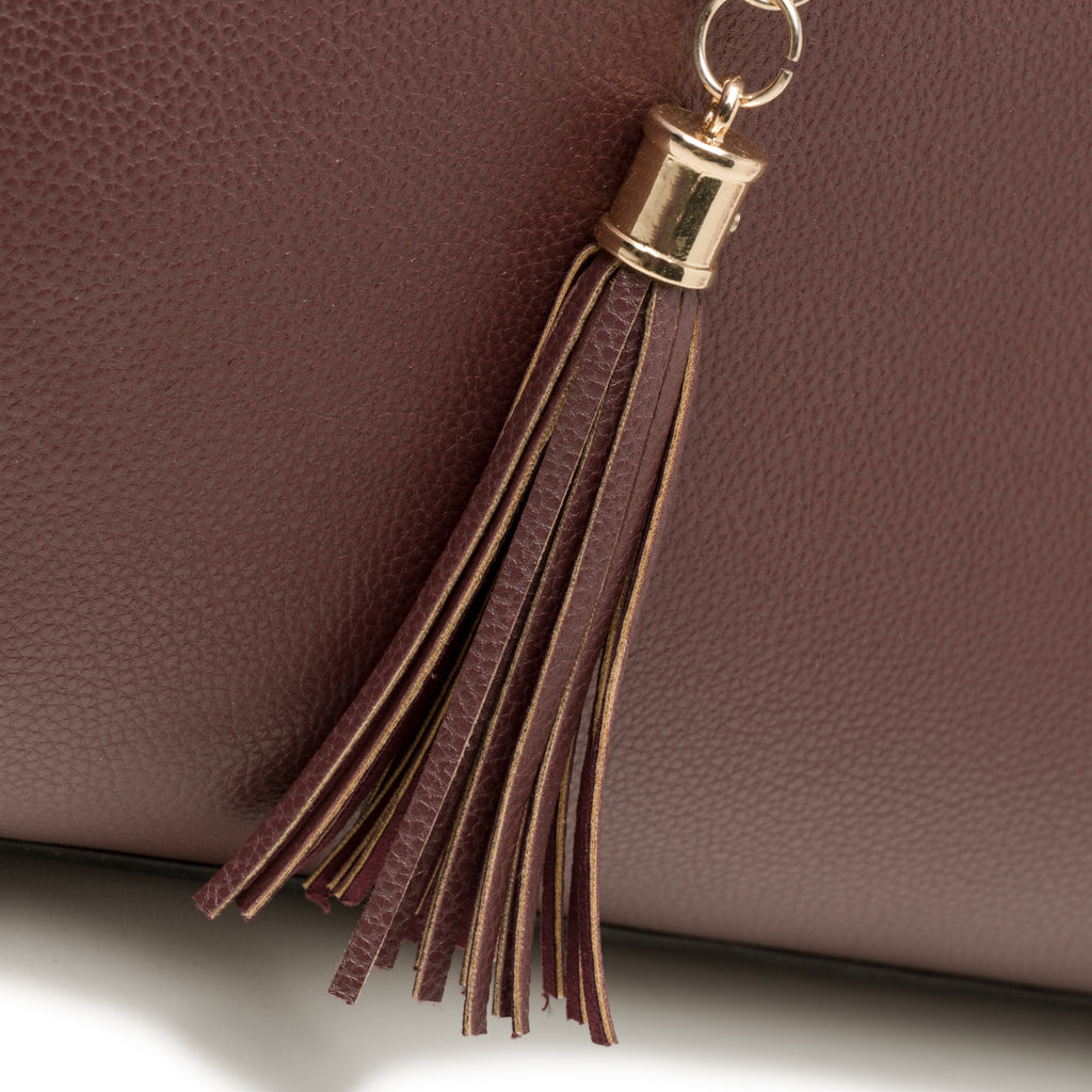 Borsa a spalla bordeaux con piccole borchie Lora Ferres