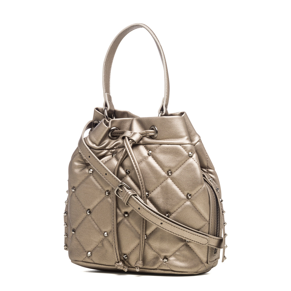 Borsa a secchiello color argento con borchiette Lora Ferres