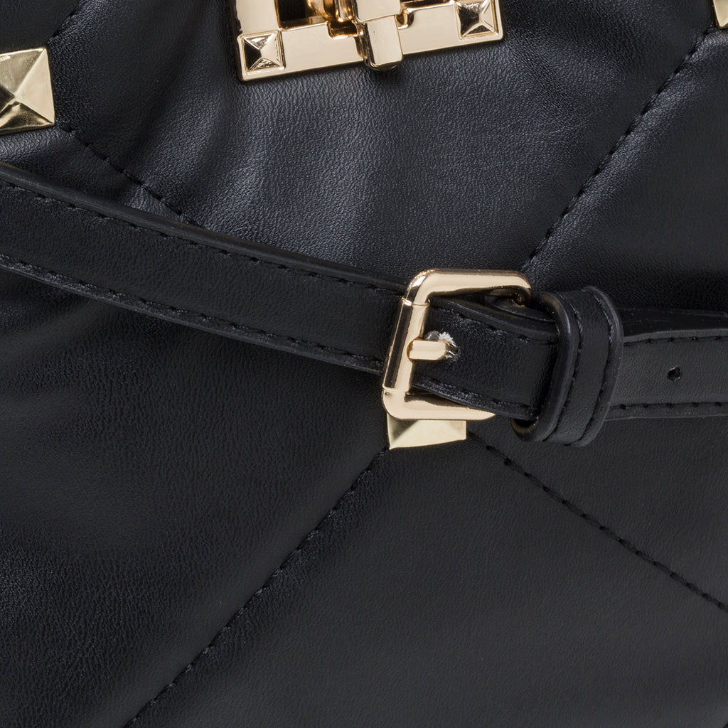 Borsa a mano nera effetto trapuntato con borchie piramidali Lora Ferres