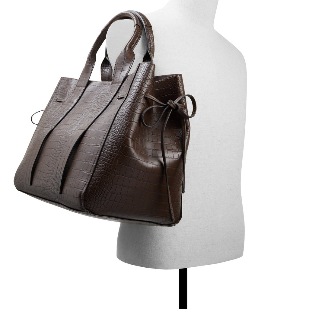 Borsa a mano marrone in pelle vegana Call It Spring Dahpne