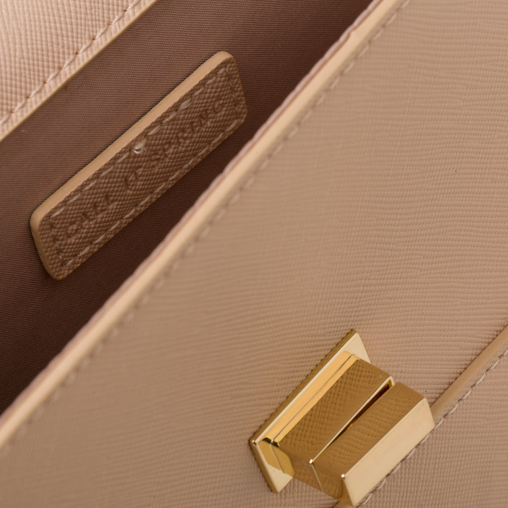 Borsa a mano beige da donna Call It Spring Bulletproof
