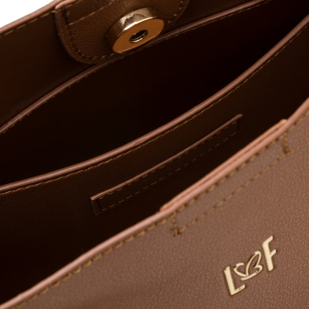 Borsa a mano da donna marrone con logo frontale Lora Ferres