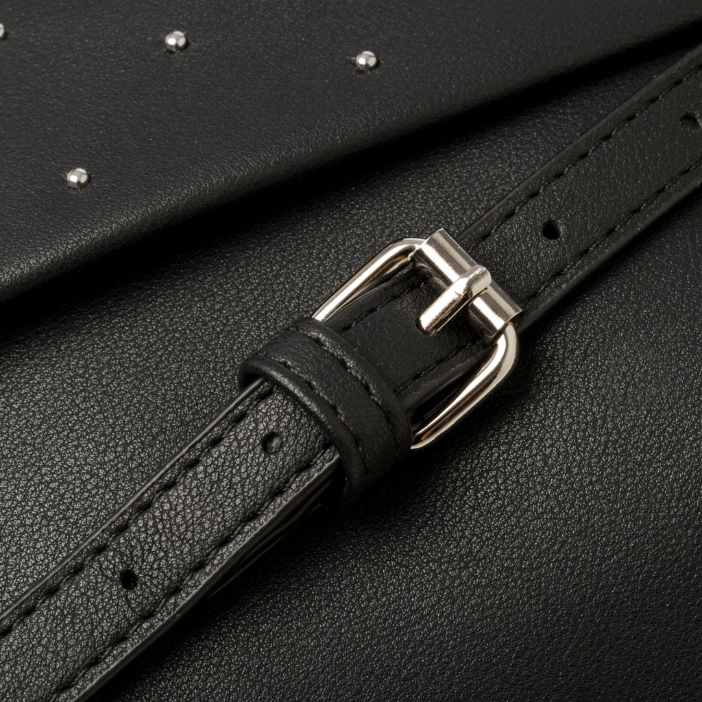 Borsa a tracolla nera con piccole borchie Lora Ferres