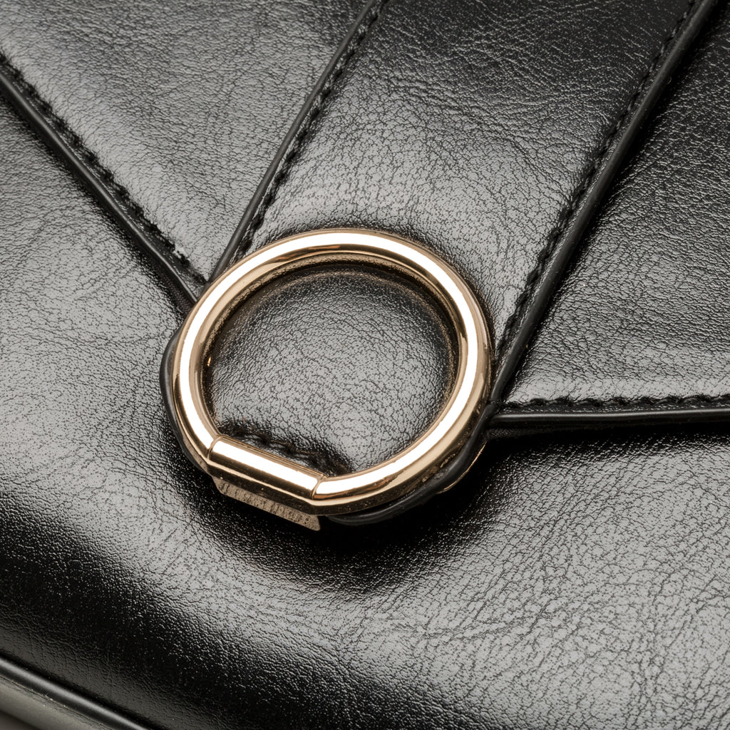 Borsa a tracolla nera in similpelle Lora Ferres