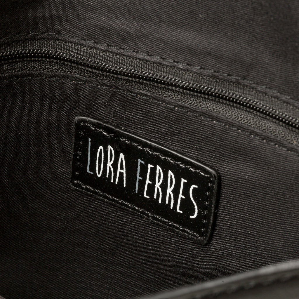 Borsa a tracolla nera in similpelle Lora Ferres