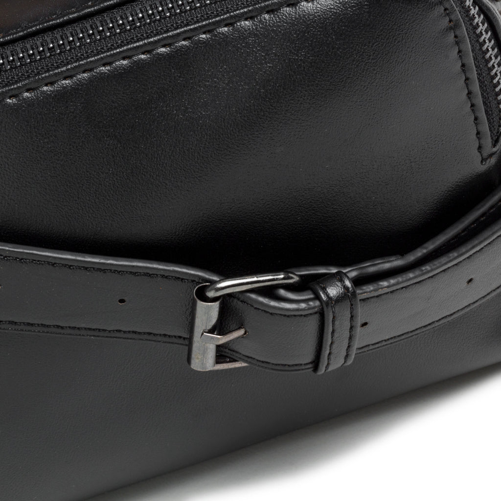 Borsa a tracolla nera con borchie Carrera Jeans Evelyn