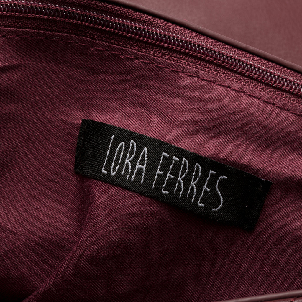 Borsa a tracolla bordeaux effetto trapuntato Lora Ferres