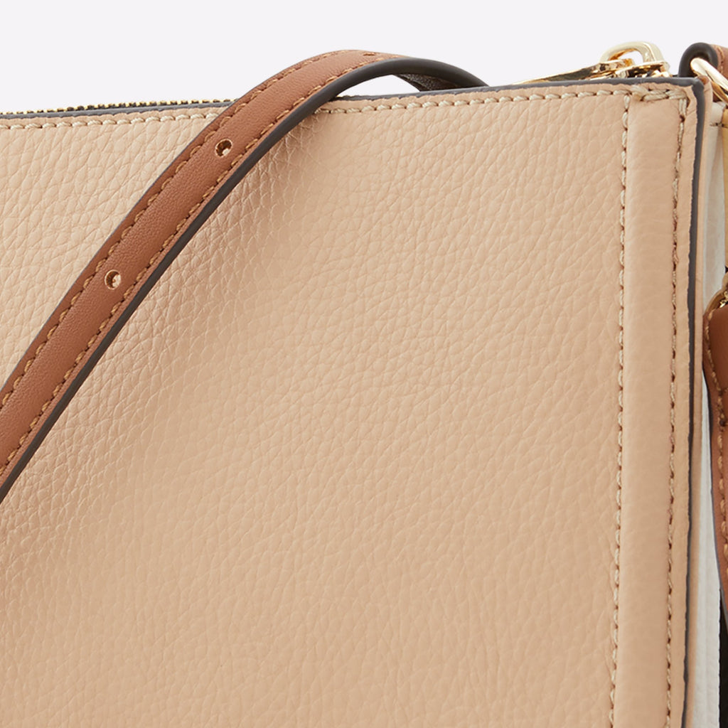 Borsa a tracolla nera con portachiavi ALDO Riessi