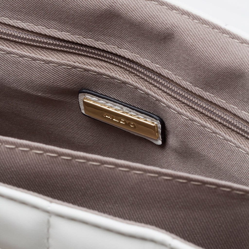 Borsa a tracolla bianca da donna con borchie piramidali ALDO Olelirin