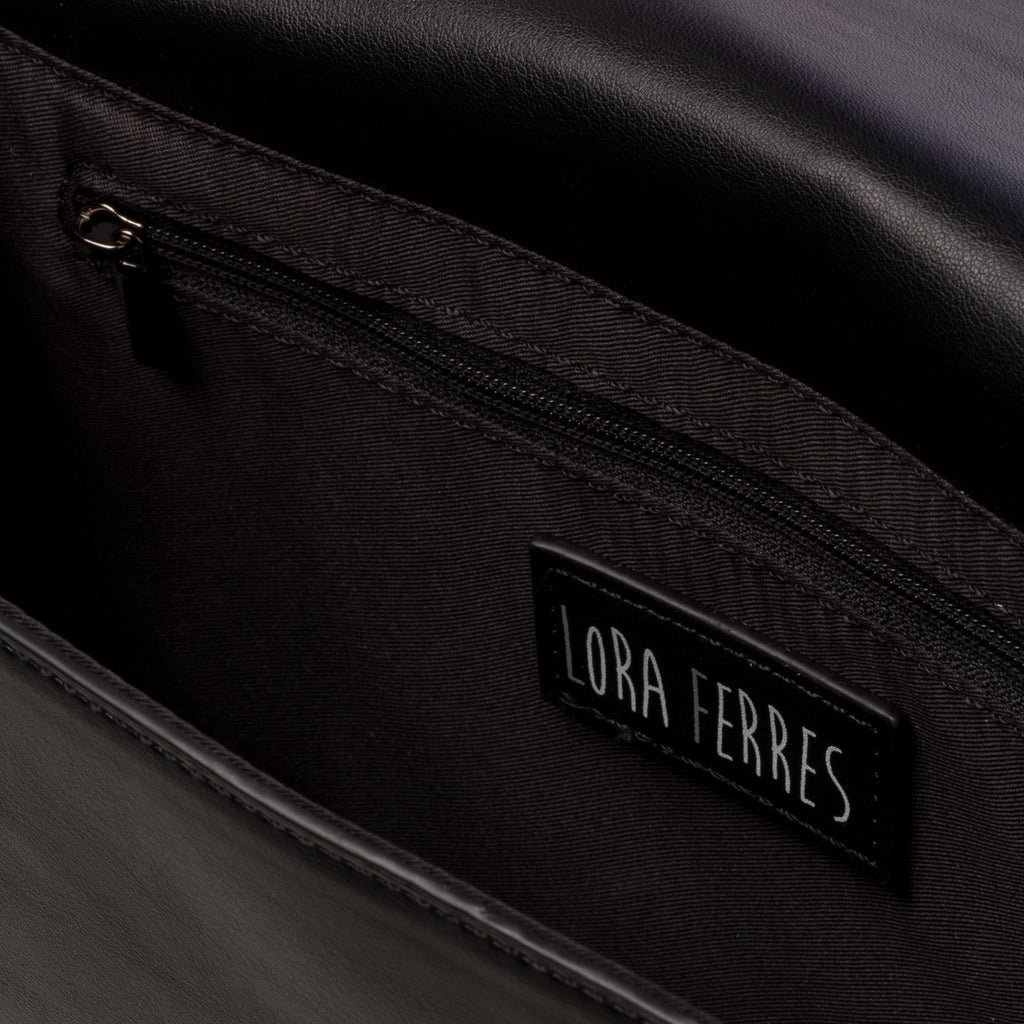 Borsa a tracolla nera da donna con catena Lora Ferres