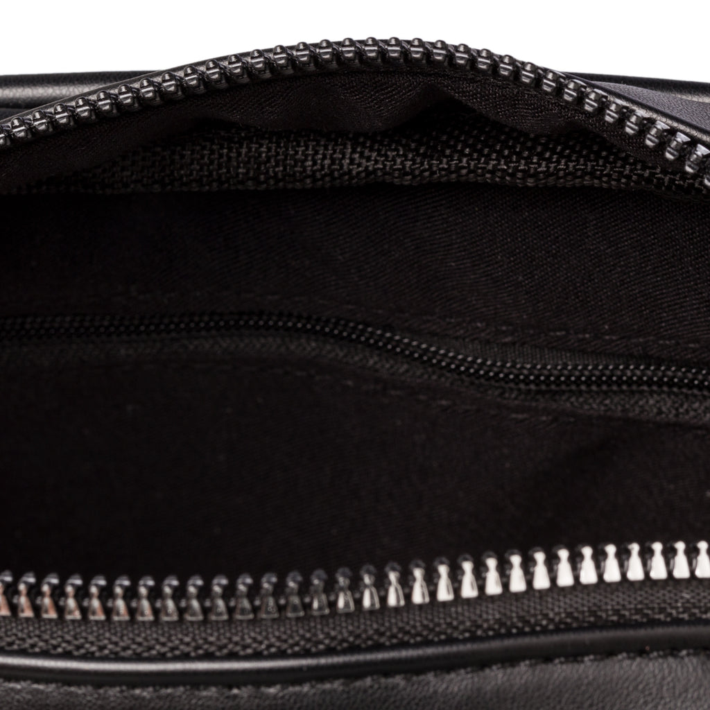 Borsa a tracolla nera trapuntata da donna Lora Ferres