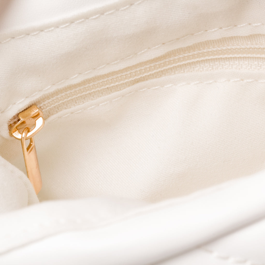 Borsa trapuntata bianca da donna con tracolla a catena Lora Ferres