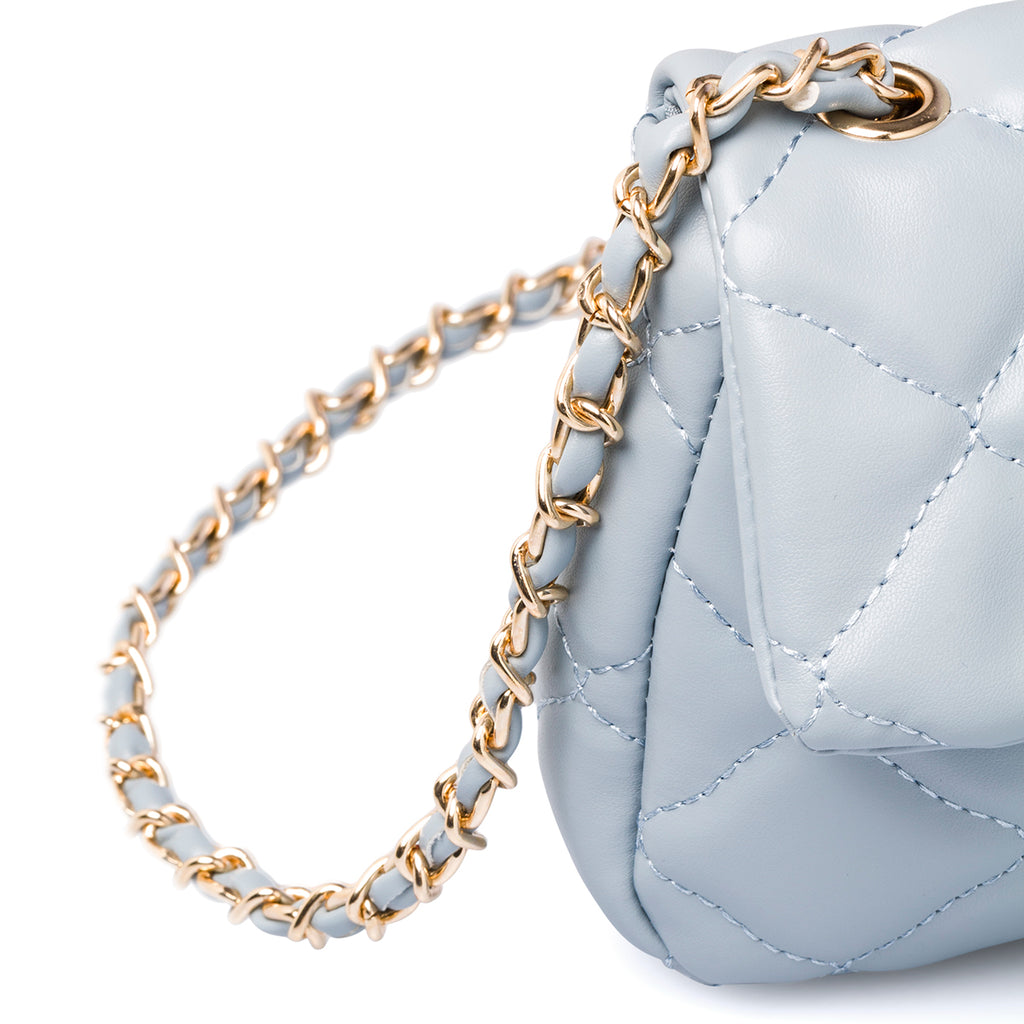 Borsa trapuntata azzurra da donna con tracolla a catena Lora Ferres