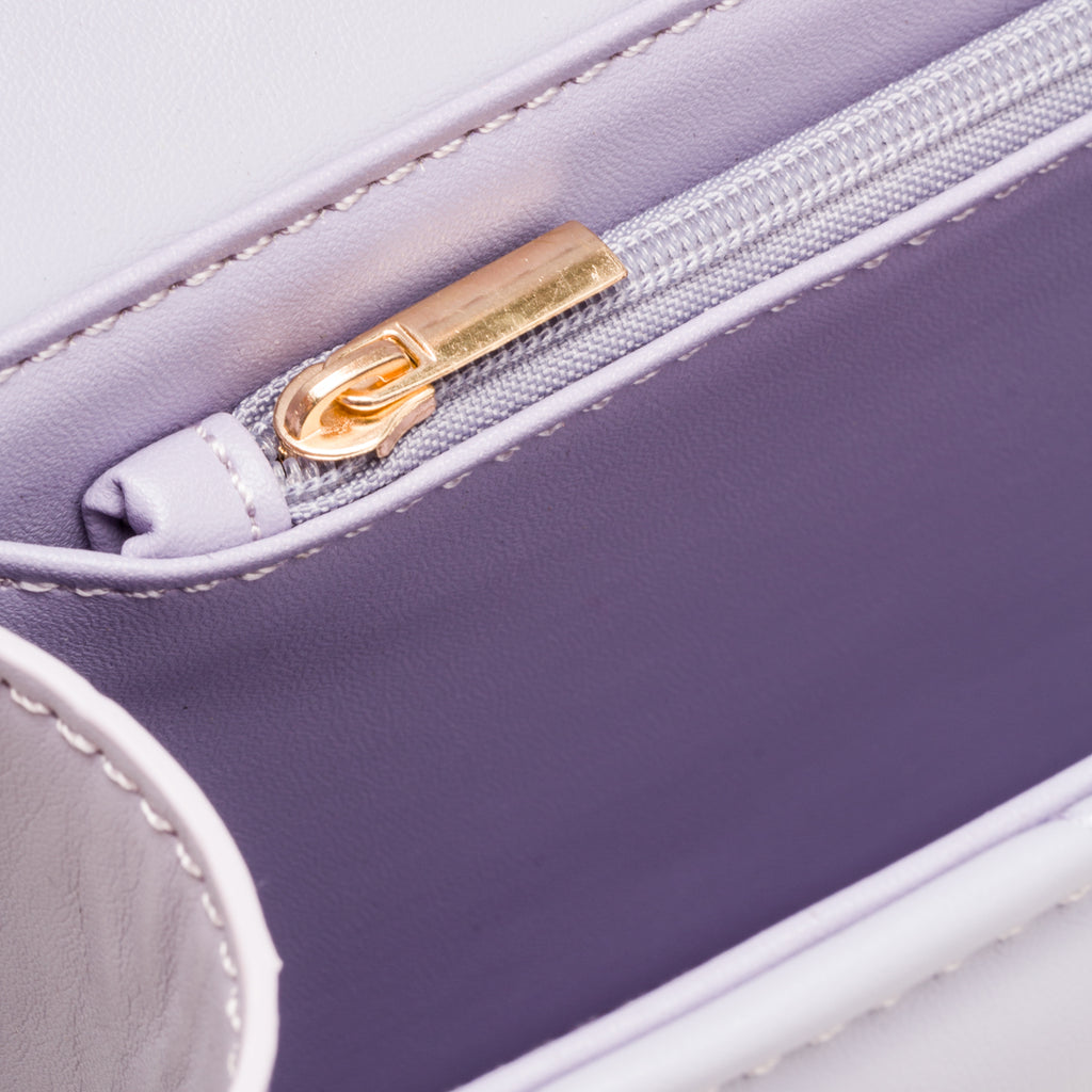 Borsa trapuntata lilla da donna con tracolla a catena Lora Ferres