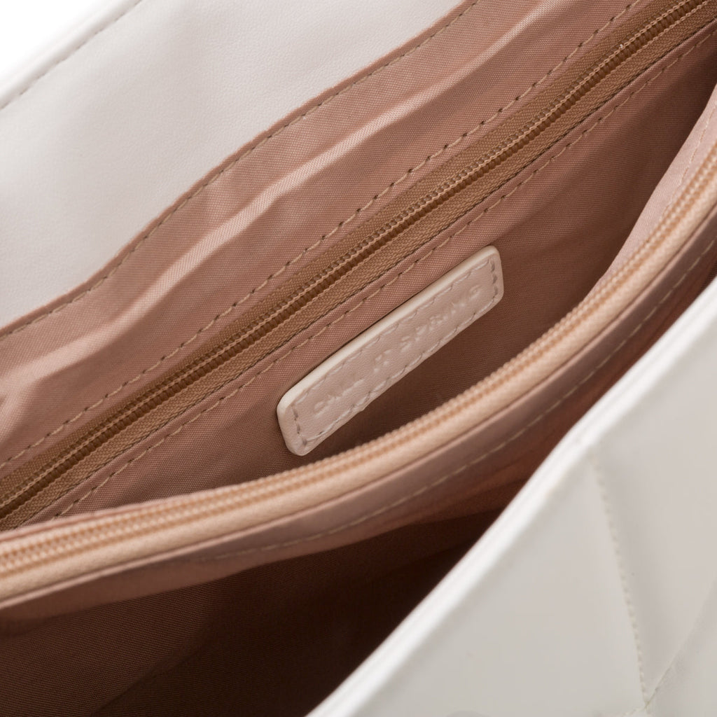 Borsa trapuntata bianca da donna con tracolla a catena Call It Spring Crush On You