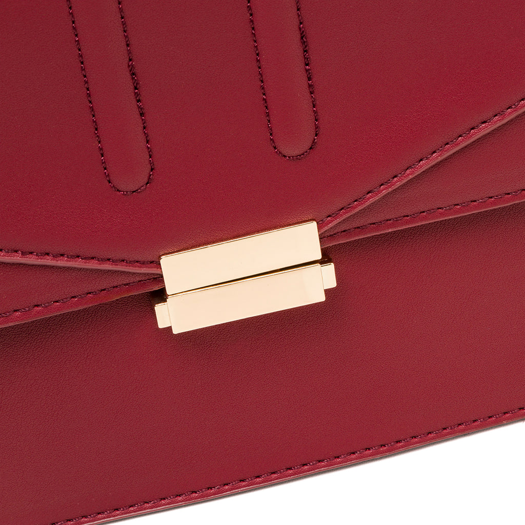 Borsa bordeaux da donna con tracolla a catena Lora Ferres