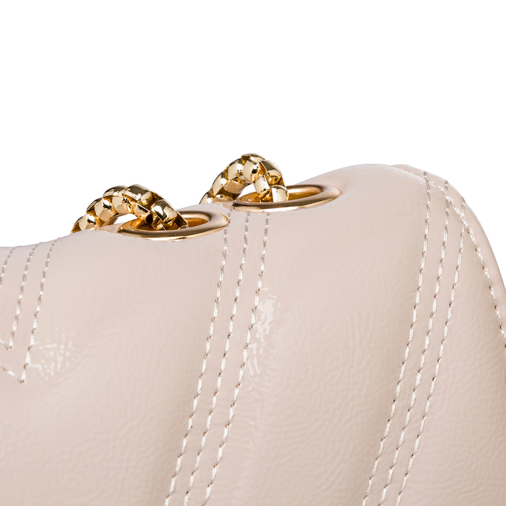 Borsa a tracolla taupe effetto vernice da donna Lora Ferres