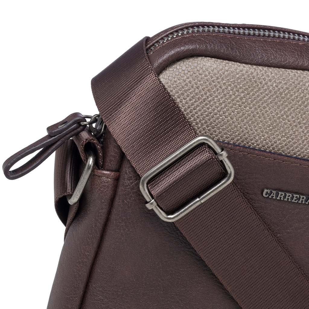 Borsello marrone da uomo con logo in metallo Carrera Jeans Oliver