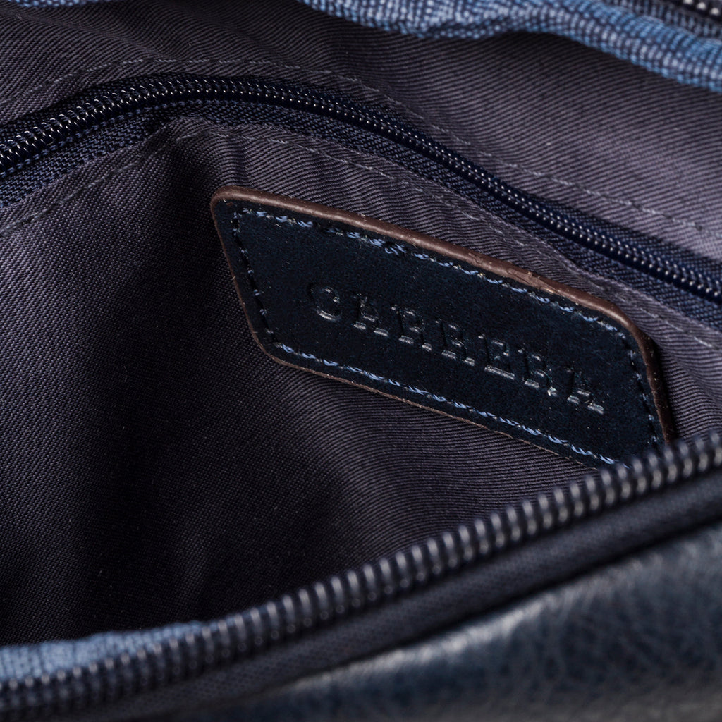 Borsello blu con patch logo Carrera Jeans Underground