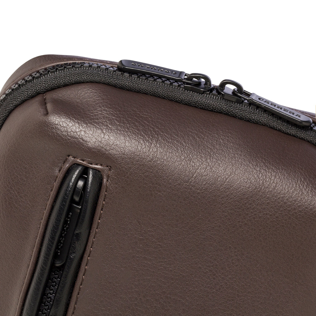 Borsello marrone con patch logo Carrera Jeans Tyler