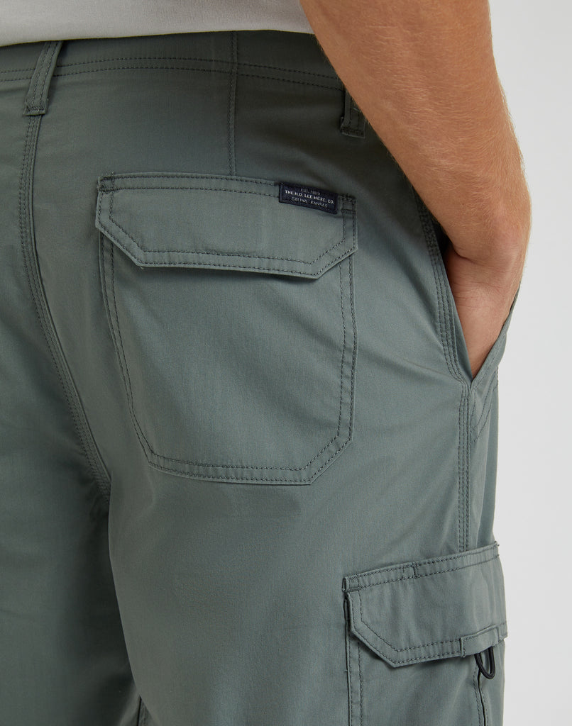 Pantaloncini short cargo verdi da uomo Lee Extreme Motion Crossroad