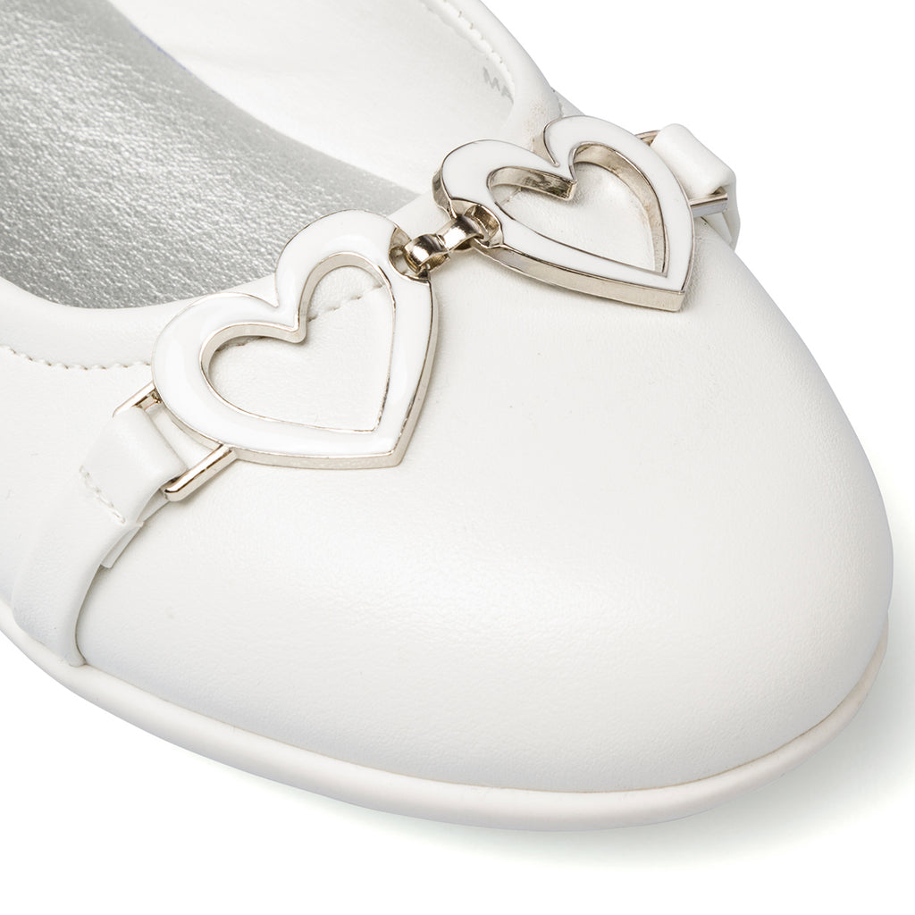 Ballerine bianche da ragazza con cuoricini 10 Baci