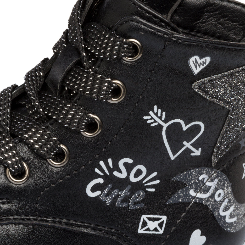 Anfibi neri con dettagli glitterati Le scarpe di Alice
