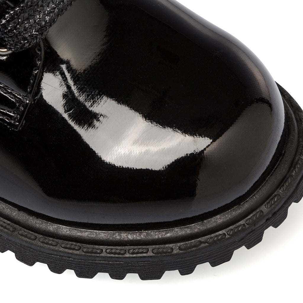 Anfibi neri in vernice da bambina con cuoricini Le scarpe di Alice