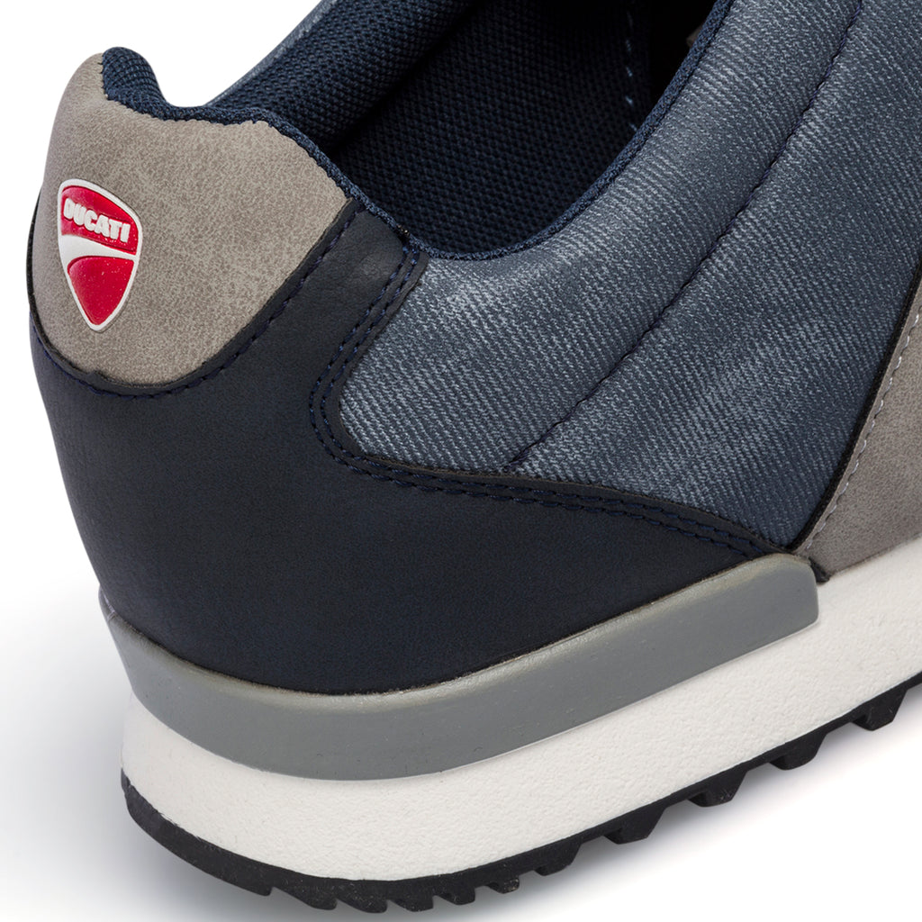 Sneakers blu jeans da uomo con logo laterale Ducati