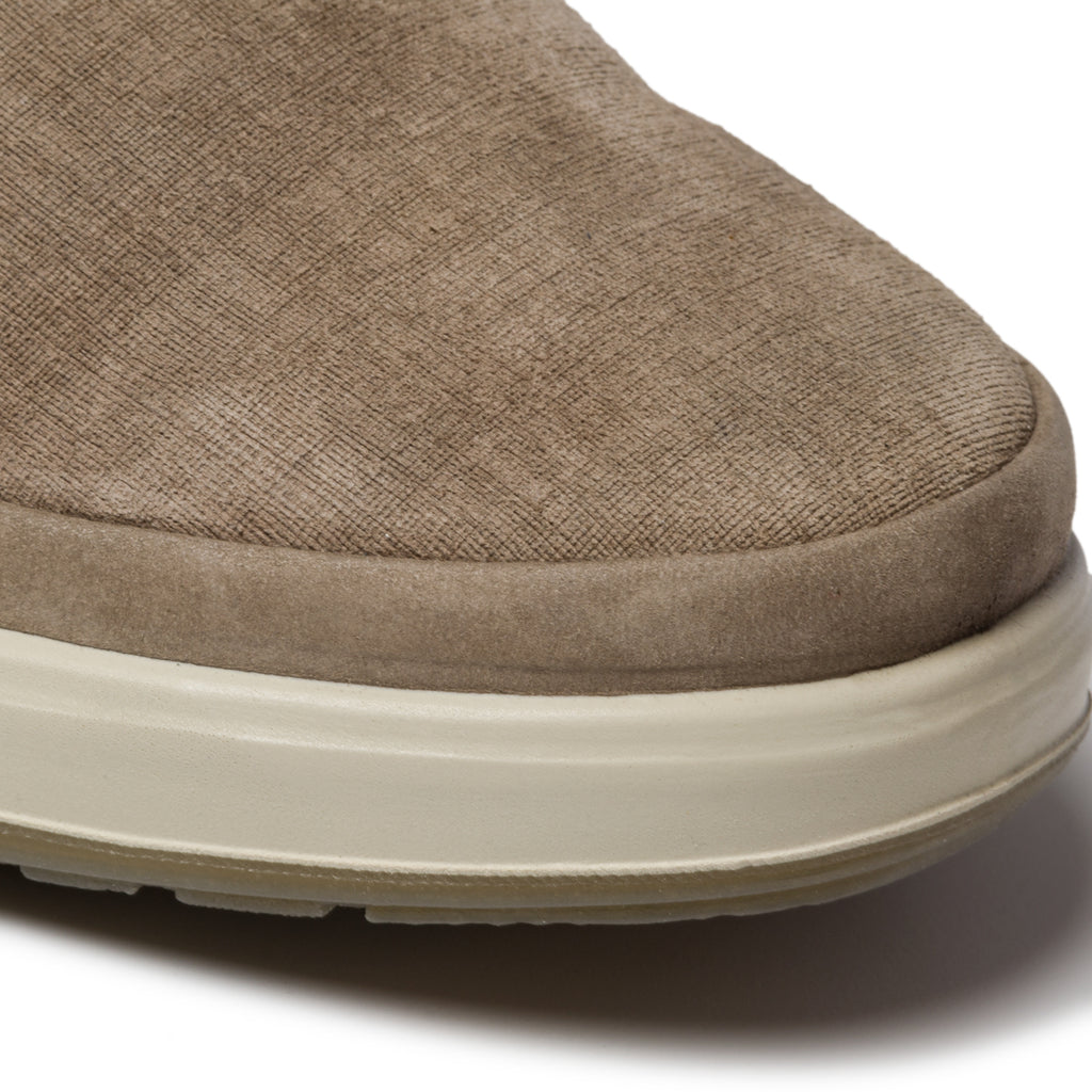 Slip-on taupe in pelle con inserti elastici Orion