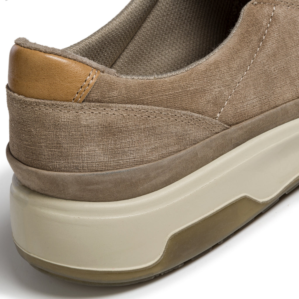 Slip-on taupe in pelle con inserti elastici Orion