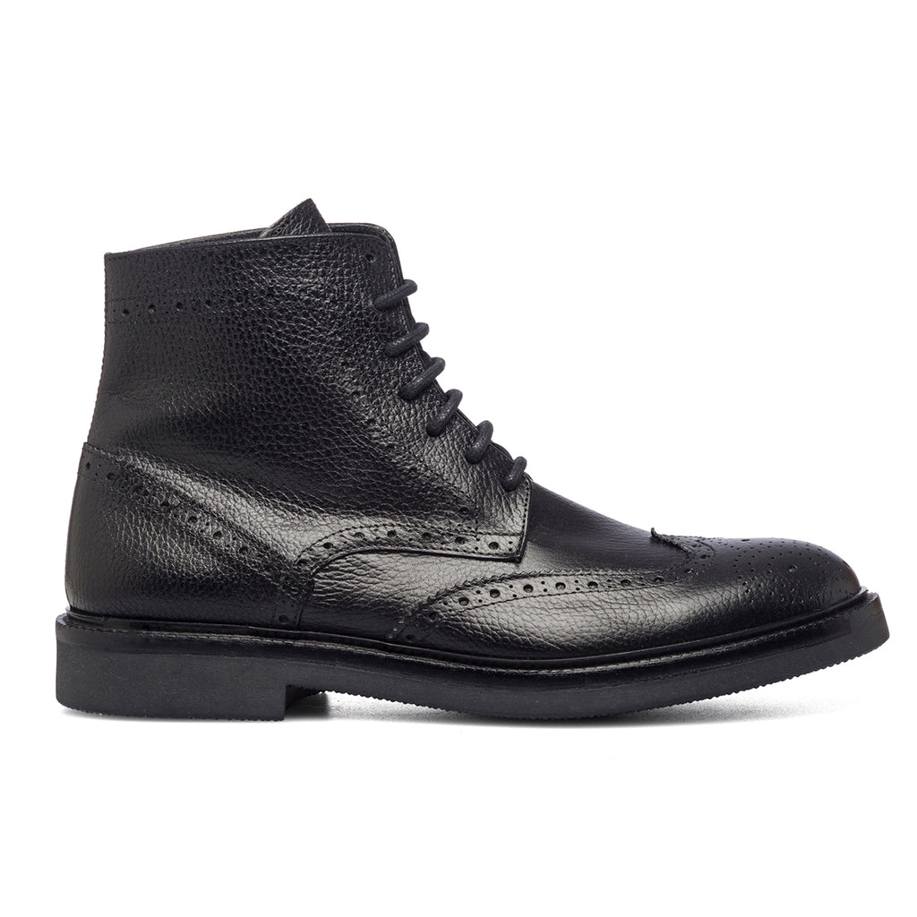 Stivaletti neri in pelle con dettagli brogue Primopiano