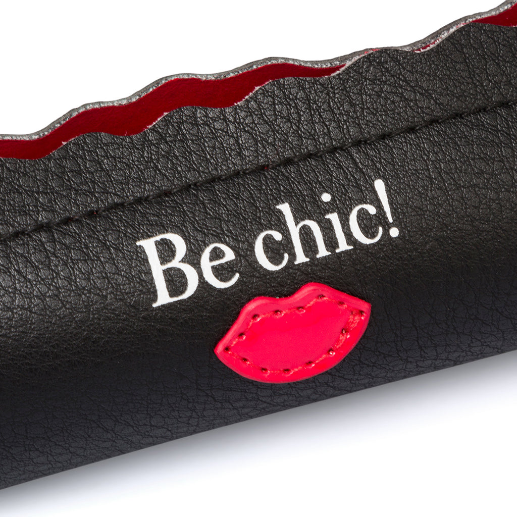 Astuccio nero da donna con chiusura a zip Camomilla Milano