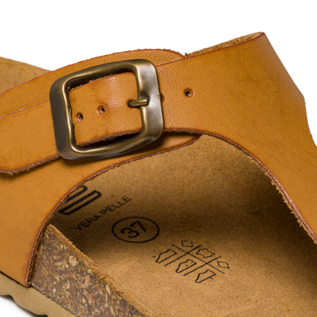 Ciabatte infradito color cuoio in pelle e similpelle Italia Trend Zeudi