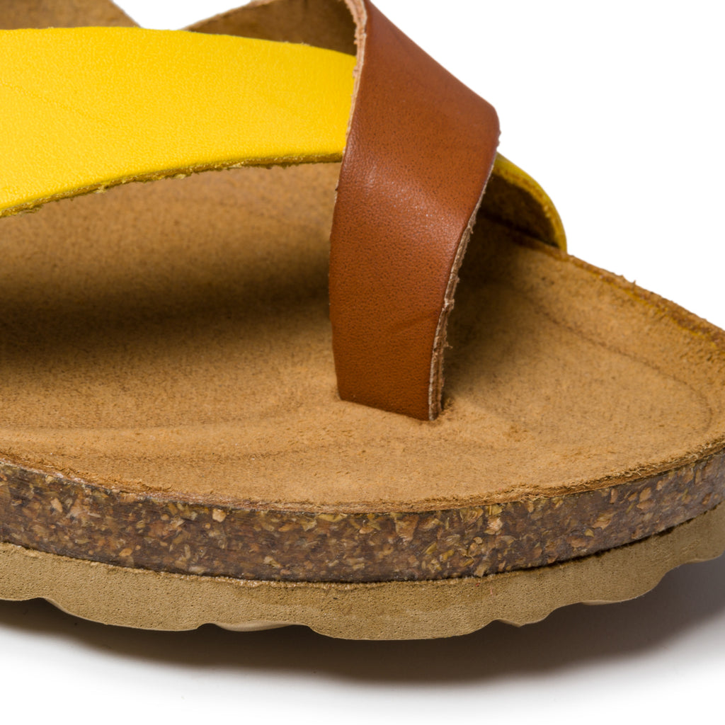 Ciabatte infradito marroni e gialle con cinturini incrociati Italia Trend Cassandra