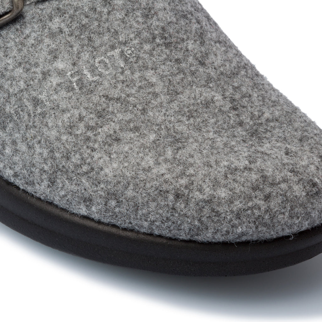 Pantofole da donna grigie in tessuto Fly Flot