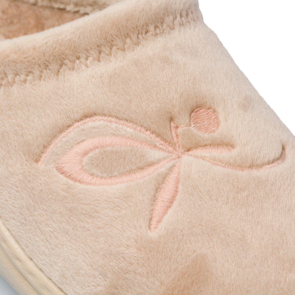 Pantofole beige in tessuto con fiore ricamato Forzasette